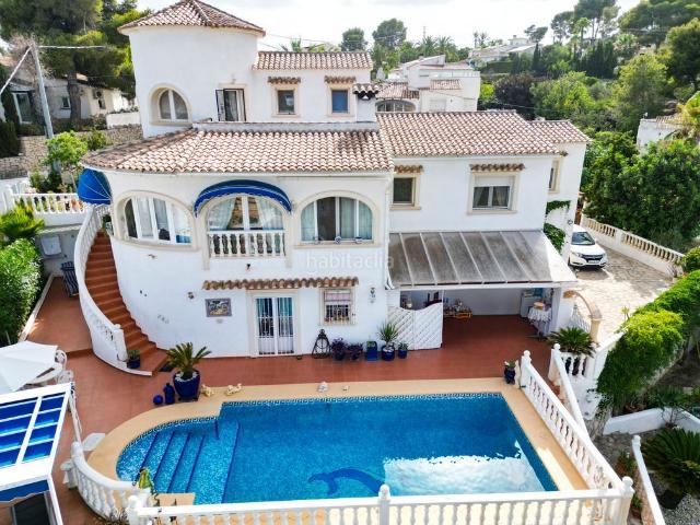 Chalet en venta en Benissa, Cala Advocat Baladrar. Exclusiva villa independiente en una ubicación privilegiada en la costa entre Calpe y Moraira. Chalets.
