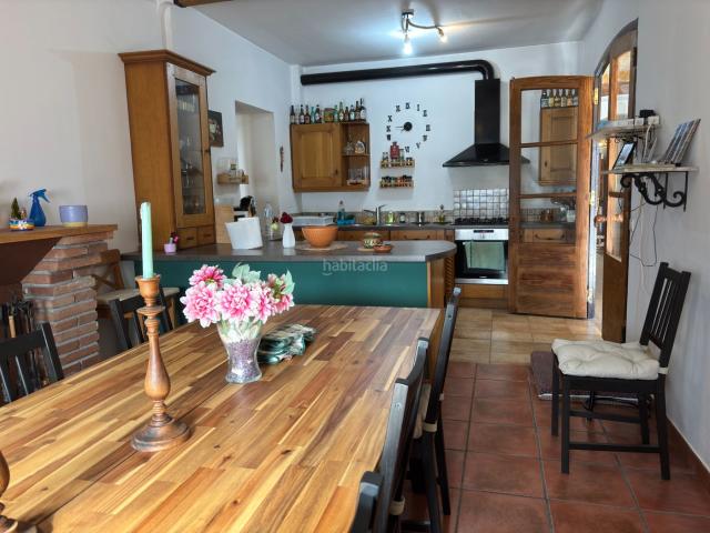 Chalet en venta en Benissanet Costa Dorada. Espectacular casa reformada en Benissanet. Chalets.