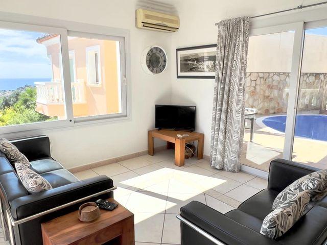 Chalet en venta en Benitachell / Benitatxell, Alicante Costa Blanca