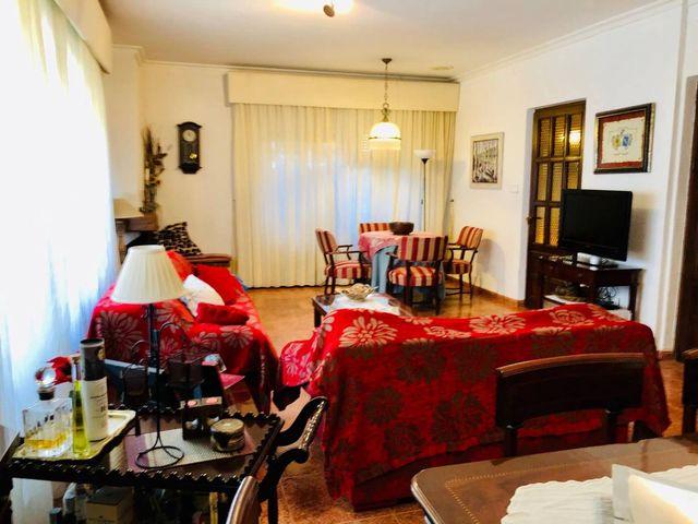 Chalet en venta en Biar, Alicante