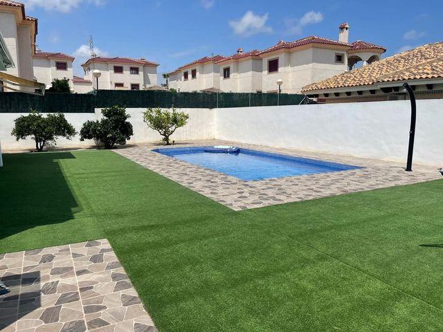 Chalet en venta en Bigastro, Alicante