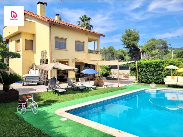Chalet en venta en Bigues i Riells del Fai. Venta de una espectacular villa en Bigues i Riells del Fai. Chalets Bigues i Riells del.