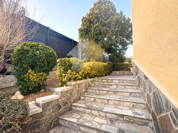 Chalet en venta en Bigues i Riells del Fai. Descubre el hogar de tus sueños en Bigues i Riells con ROMO Real Estate. Chalets Bigues i Riells del.