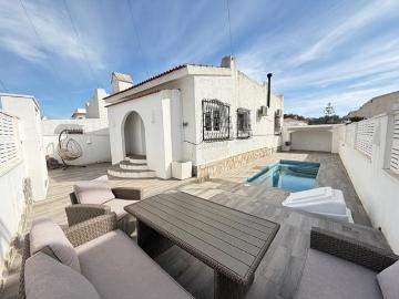 Chalet en venta en Blue Lagoon, Alicante Costa Blanca