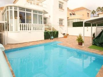 Chalet en venta en Blue Lagoon, Alicante Costa Blanca