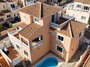 Chalet en venta en Blue Lagoon, Alicante Costa Blanca