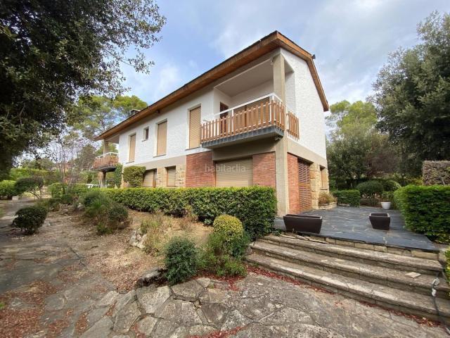 Chalet en venta en Bruc El. ESPAI I TRANQUILLITAT EN UNA GRAN PROPIETAT AL BRUC. Chalets Bruc.