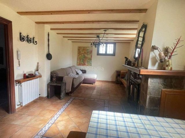 Chalet en venta en Briviesca. Espectacular Chalet en Briviesca con Jardín por solo 384,900. Chalets.