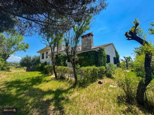 Chalet en venta en Buitrago del Lozoya. Chalets Buitrago del.