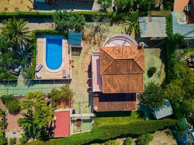 Chalet en venta en Busot, Alicante Costa Blanca