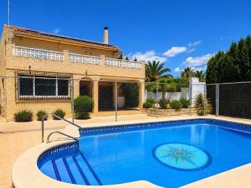 Chalet en venta en Busot, Alicante Costa Blanca