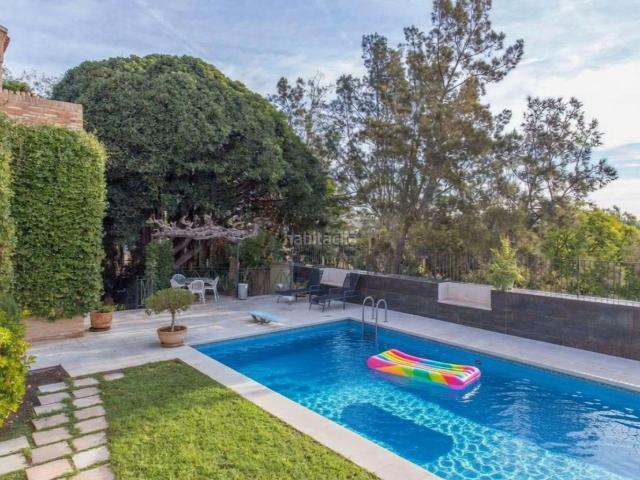 Chalet en venta en Godella, Casas Verdes Ermita. Chalet Independiente de Lujo en la Zona Más Selecta de Godella Privacidad Absoluta a 10 Minutos de Valencia. Chalets.