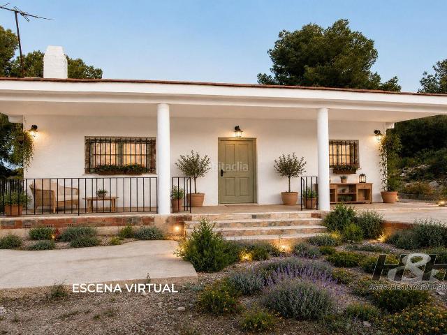 Chalet en venta en Godella, Nueva Santa Barbara Cruz de Gracia. Chalets.