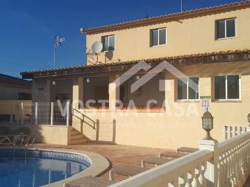 Chalet en venta en Godelleta, Valencia