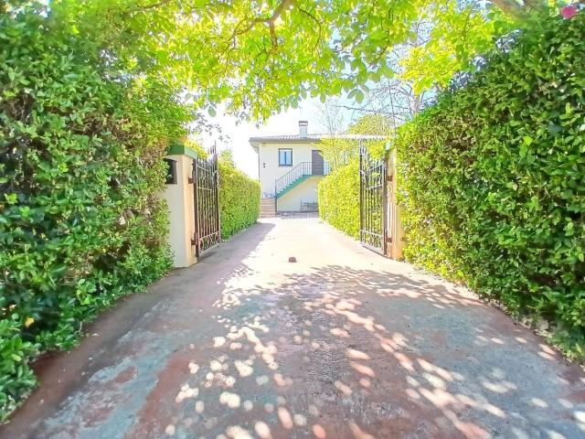 Chalet en venta en Gorliz. Fano Bidea. Chalets.