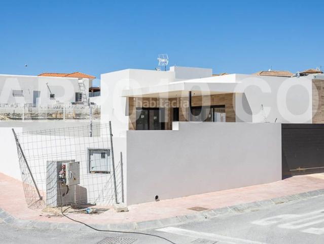 Chalet en venta en Gallardos Los. Villa Independiente de 3 Dormitorios para Personalizar en Huerta Nueva: Crea tu Hogar Ideal. Chalets Gallardos.