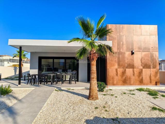Chalet en venta en Gallardos Los. Chalet de nueva construcción terminado. Chalets Gallardos.