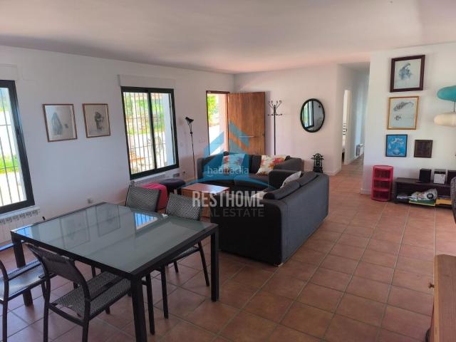 Chalet en venta en Gandia, Urbanizaciones. ESPECTACULAR CHALET INDEPENDIENTE EN LA URBANIZACIÓN MONTEPINO DE GANDÍA. Chalets.