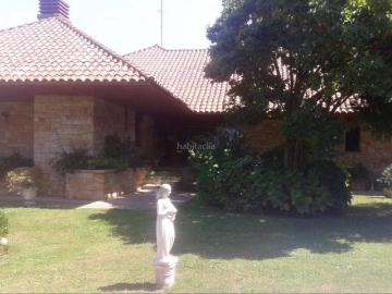 Chalet en venta en Gijón, Cabueñes. Chalet en venta en Periferia Deva, 5 dormitorios. Chalets.