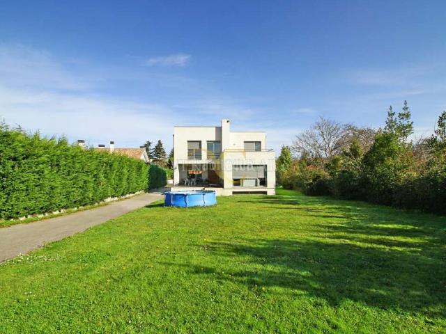 Chalet en venta en Gijón, Somió. Magnífico chalet en Somió. Chalets.