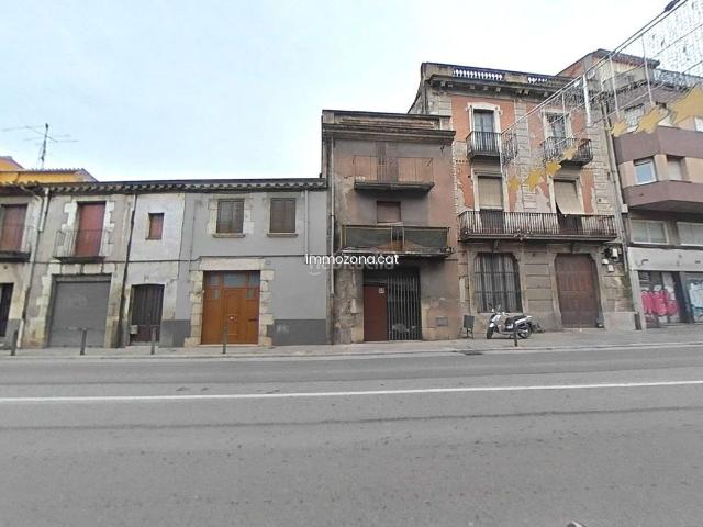 Casa en venta en Girona, Pont Major Pedret Campdorà. CASA PARA REFORMAR TOTALMENTE EN PONT MAJOR, GIRONA. Casas.