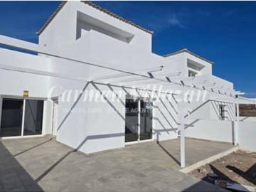 Chalet en venta en Gran Tarajal, Fuerteventura