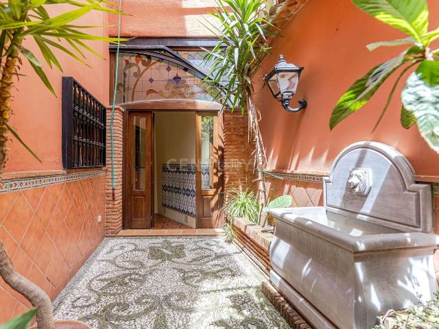 Chalet en venta en Granada, San Matías Realejo. Histórico y singular Carmen en el Realejo. Chalets.