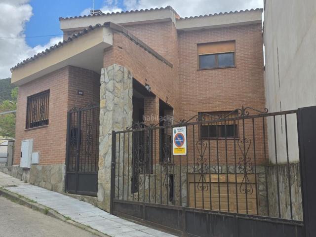 Chalet en venta en Guadalajara, Iriépal Taracena Valdenoches. EXCELENTE CHALET, EN 650 METROS DE PARCELA. Chalets.