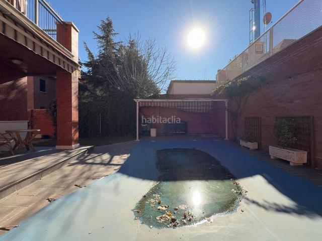 Chalet en venta en Guadalajara, San Roque Concordia Adoratrices. INMOBILIARIA ARBETETA VENDE MAGNÍFICO CHALET EN ZONA FERIAL, GUADALAJARA. Chalets.
