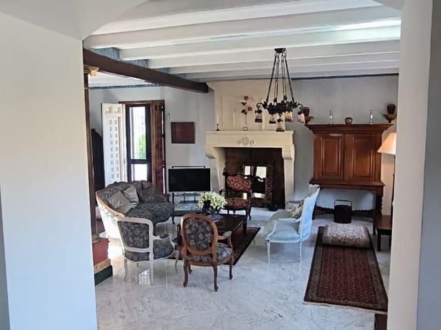 Chalet en venta en Guadalest, Alicante Costa Blanca