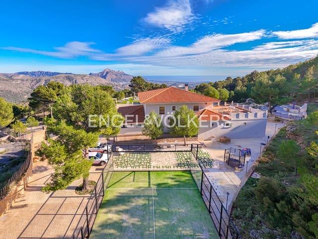 Chalet en venta en Guadalest, Alicante Costa Blanca