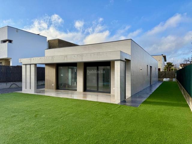 Chalet en venta en Gurb. Obra nueva Chalet en Gurb: PARTICULAR directo PROPIETARIO. Chalets.