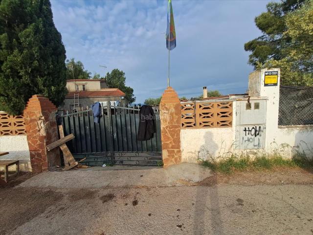 Chalet en venta en Domeño. Chalets.