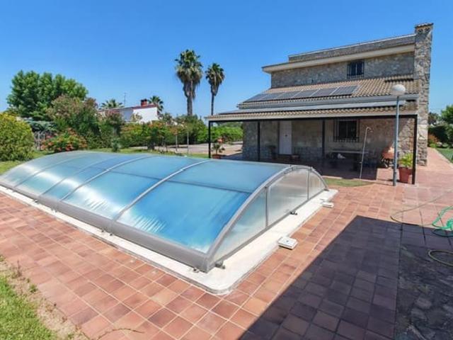 Chalet en venta en Don Benito, Badajoz