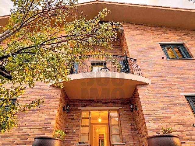 Chalet en venta en Donostia San Sebastián, Aiete. Exclusiva Villa en Aiete, Donostia San Sebastián. Chalets Donostia San.
