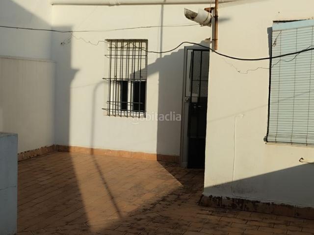 Chalet en venta en Dos Hermanas, Centro Doña Mercedes. CASA 2 PLANTAS CON PATIO AZOTEA Y COCHERA. Chalets Dos.