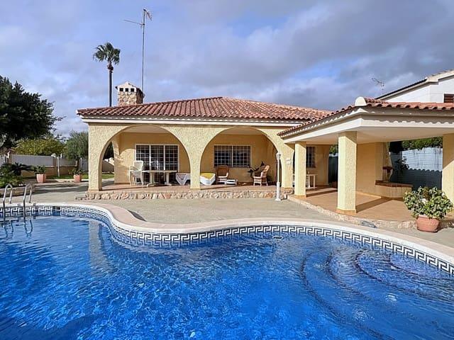 Chalet en venta en Dehesa de Campoamor, Alicante Costa Blanca