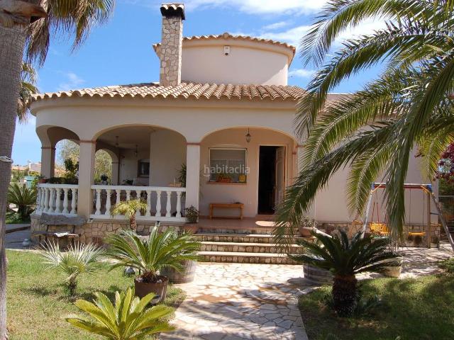 Chalet en venta en Deltebre Costa Dorada. Chalet en venta en Riumar, 3 dormitorios. Chalets.