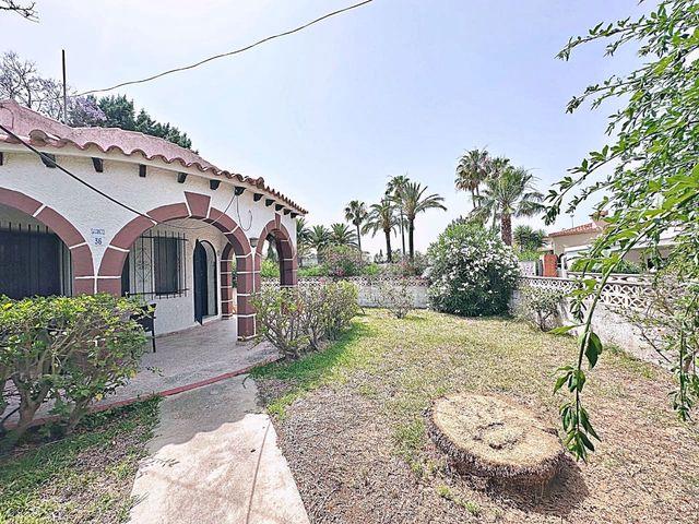 Chalet en venta en Dénia, Alicante Costa Blanca