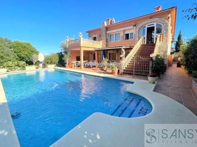 Chalet en venta en Dénia, Alicante Costa Blanca