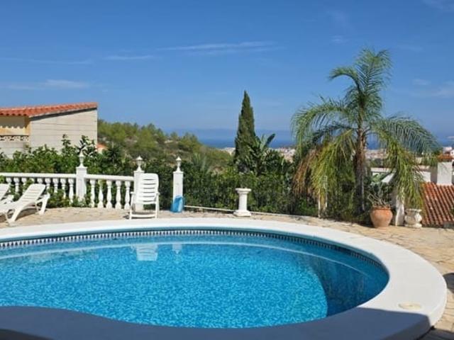 Chalet en venta en Dénia, Alicante Costa Blanca