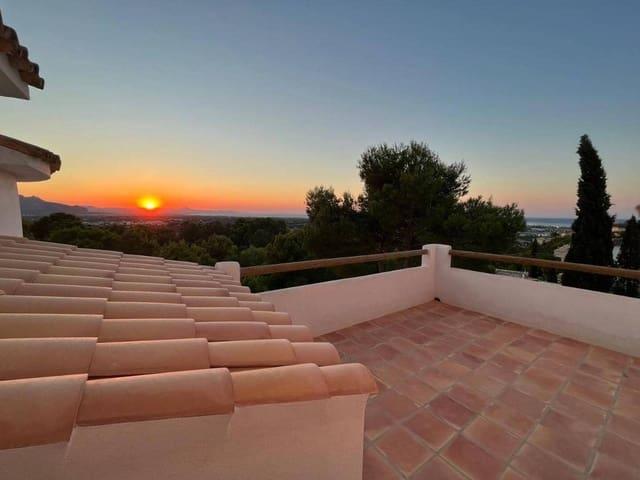 Chalet en venta en Dénia, Alicante Costa Blanca