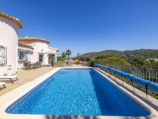 Chalet en venta en Dénia, Alicante Costa Blanca
