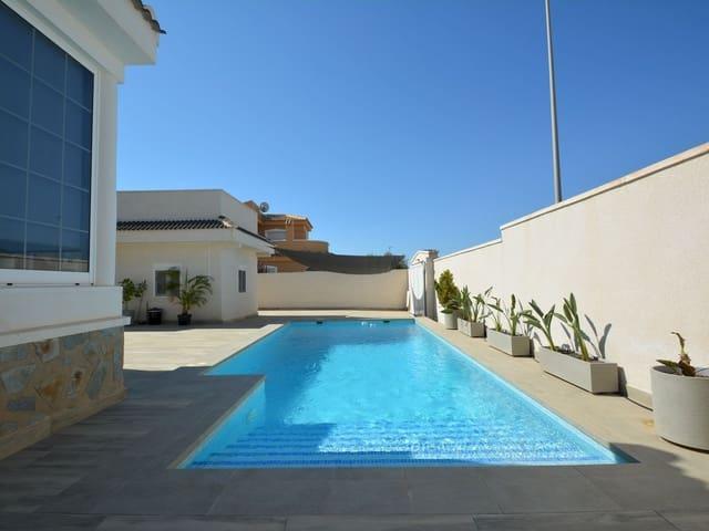 Chalet en venta en Doña Pepa, Alicante Costa Blanca