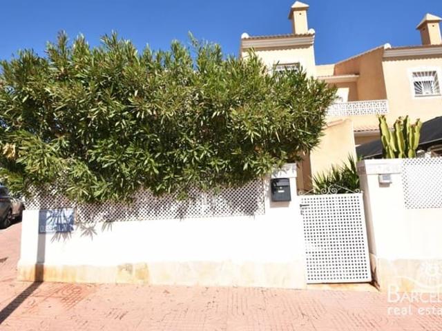 Chalet en venta en Doña Pepa, Alicante Costa Blanca