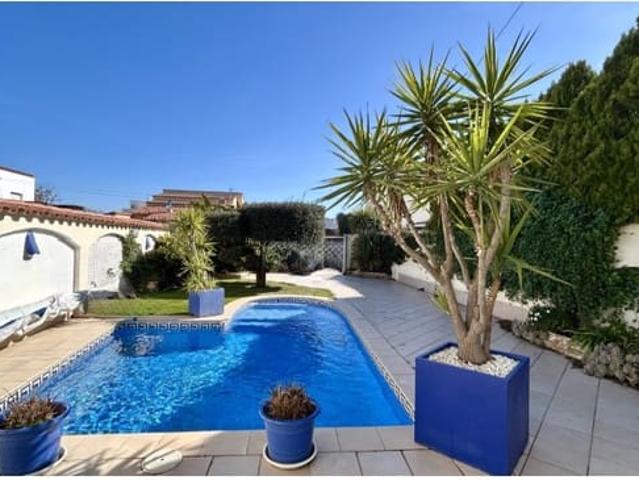 Chalet en venta en Empuriabrava, Girona Costa Brava
