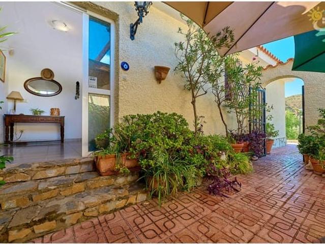 Chalet en venta en El Campello, Alicante Costa Blanca