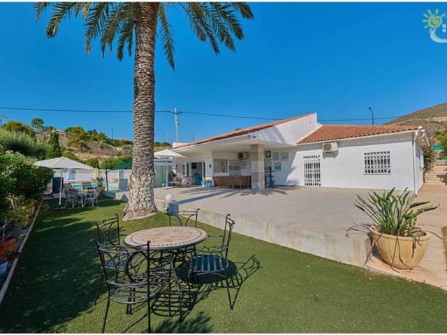 Chalet en venta en El Campello, Alicante Costa Blanca