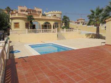 Chalet en venta en El Campello, Alicante Costa Blanca