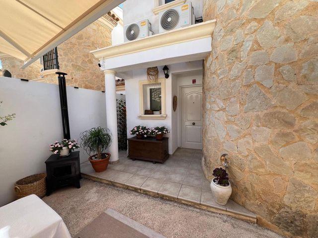 Chalet en venta en El Campello, Alicante Costa Blanca